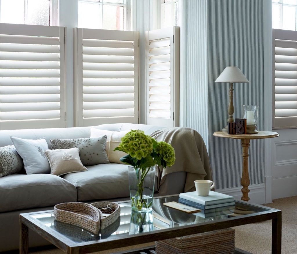 cafe style shutters in a living room